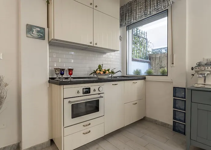 Casa Liliana Ac, Wifi, Dei Marmi Дом отдыха