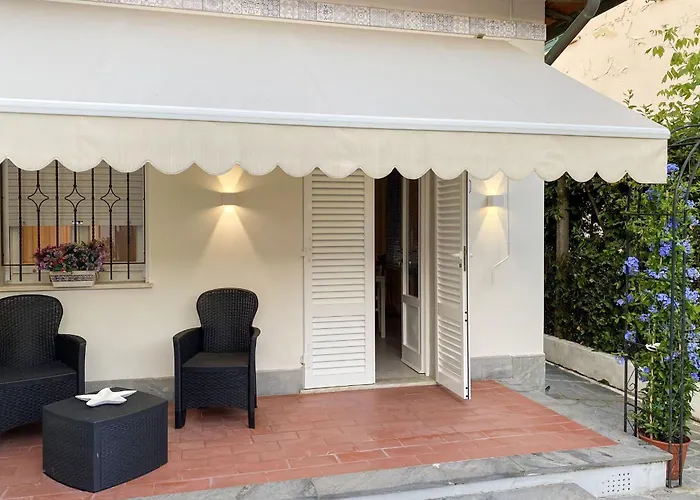 Casa Liliana Ac, Wifi, Dei Marmi Дом отдыха Форте-деи-Марми