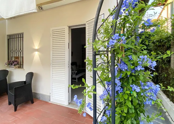Casa Liliana Ac, Wifi, Dei Marmi * Форте-деи-Марми