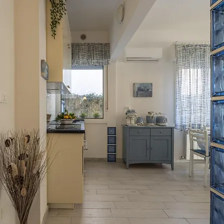 Casa vacanze Casa Liliana Ac, Wifi, Dei Marmi *