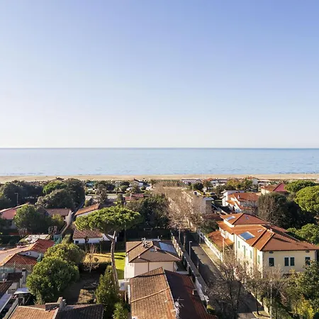 Casa Liliana Ac, Wifi, Dei Marmi بيت للعطل
